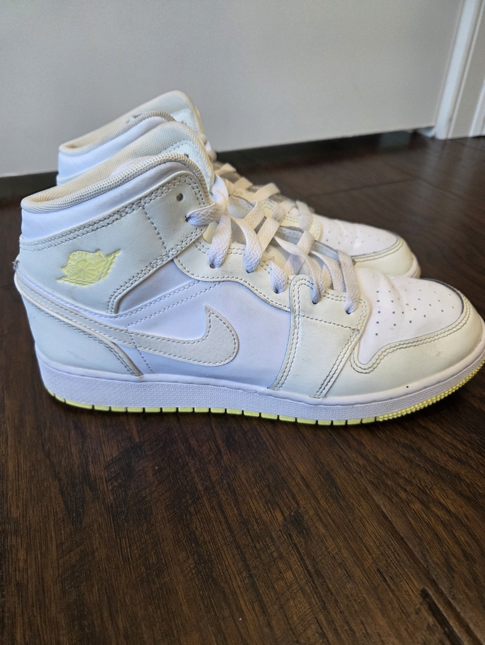 Nike Jordan 1 Mid